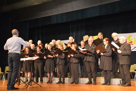 Meezingen op open repetitie van Exsultate