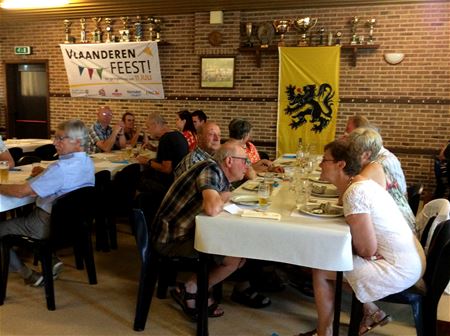 Met meer dan 100 aan het feest in Ubbersel