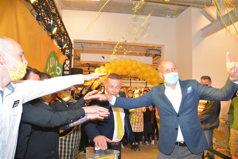 Meteen een stormloop op nieuwe Jumbo