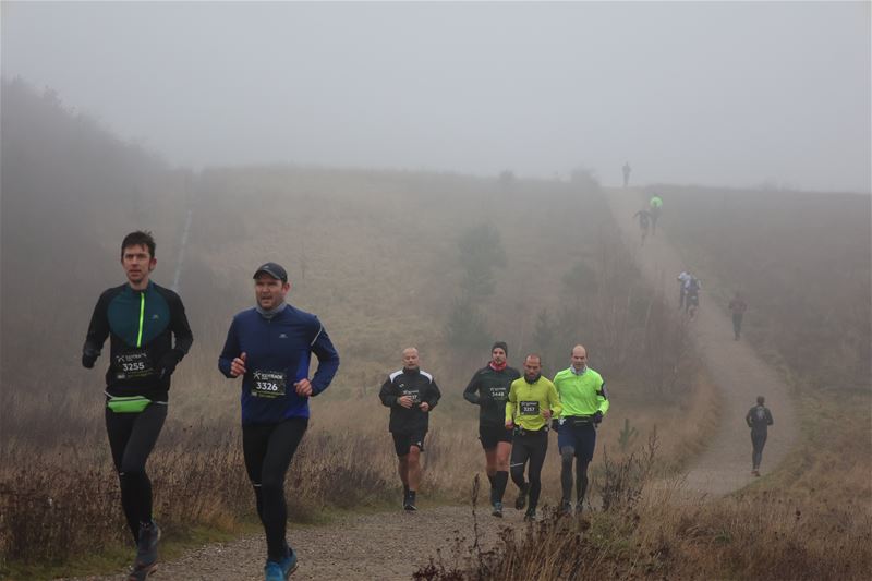 Mijnentocht: sfeer zit erin, jammer van de mist