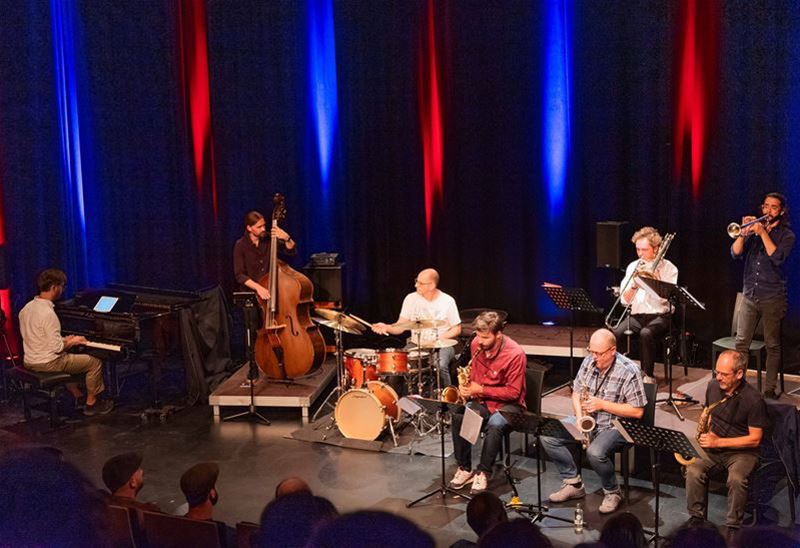 MJO blaast het nieuwe jaar in