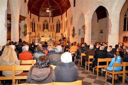 Morgen vredeswake in kerk van Zolder