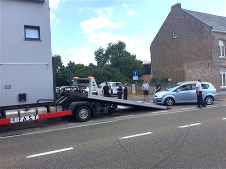 Motorrijder gewond na botsing met auto