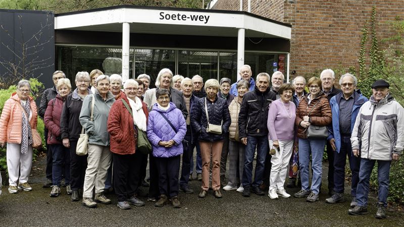 Na het ontbijt trokken de Neosleden naar De Kluis