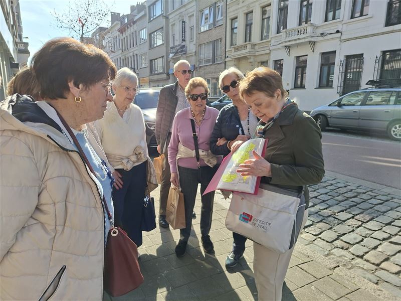 Neos bezocht Chocolate Nation en Chinatown