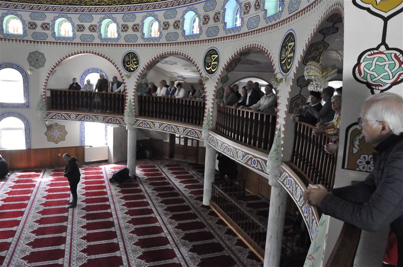 Neos op religieuze verkenning in Genk