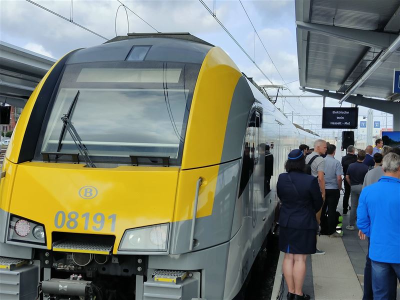 Nog lang wachten op vaste elektrische treinen