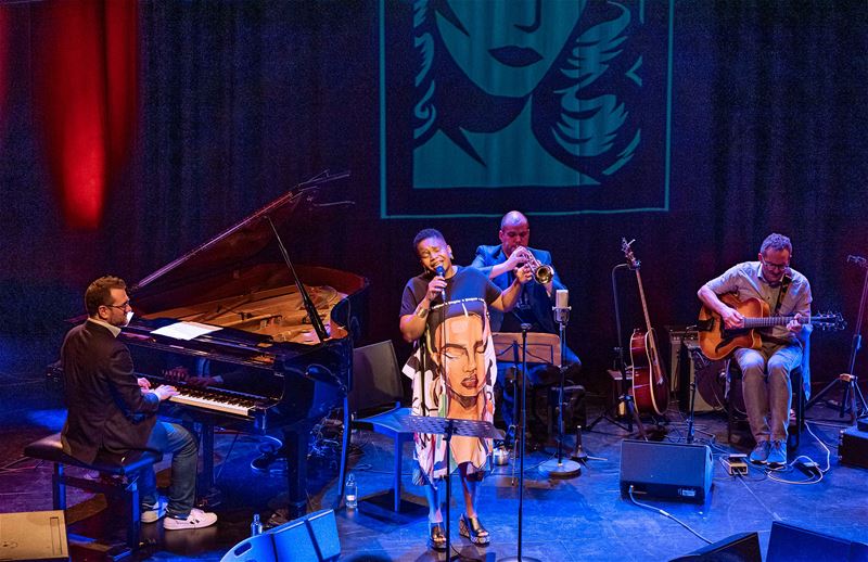 Ode aan vrouweljike jazzvocalisten