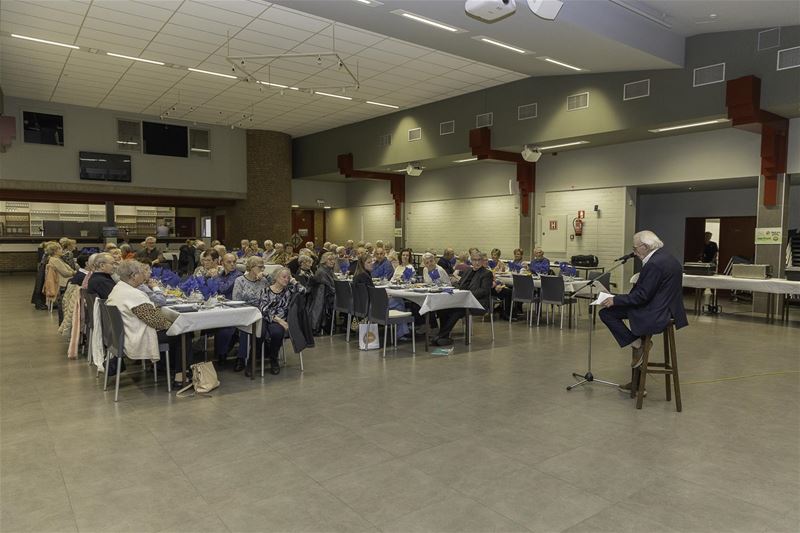 OKRA hield herfstfeest en huldigde trouwe leden