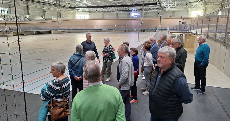 Okra Padel Kermt bezocht de velodroom