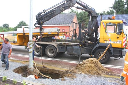 OLVrouwstraat afgesloten door waterlek