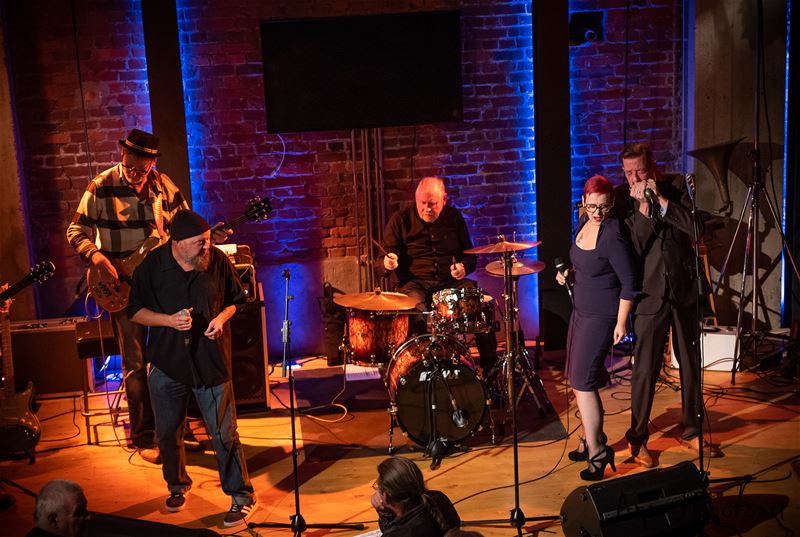 One Time Blues Band had geen two times nodig