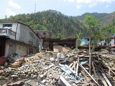 Ook in Mainapokhari is de catastrofe enorm