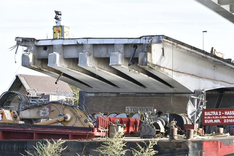 Oude brug in Stokrooie is afgebroken