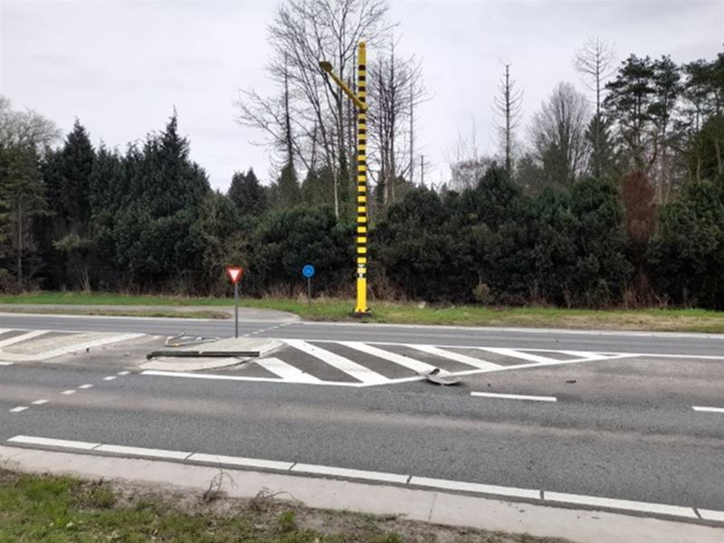 Oversteekplaats Terlaemenlaan 4de keer aan flarden