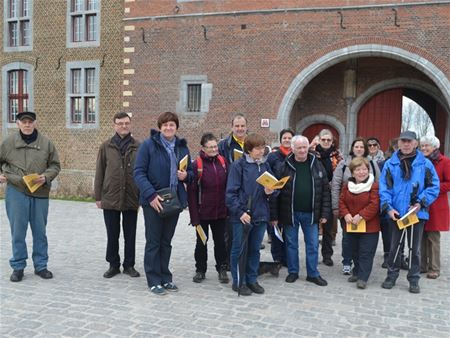 Pelgrims op tocht tussen Herkenrode en kluis