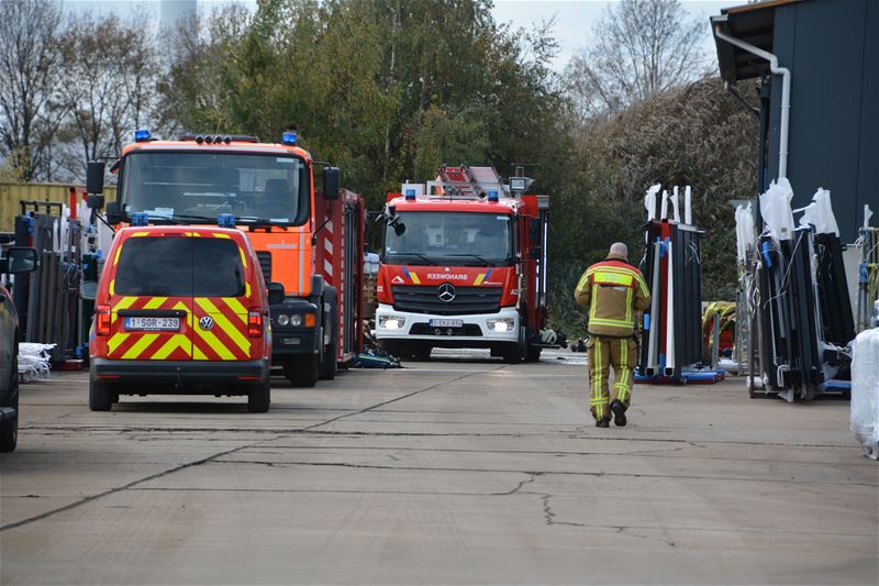 Personeel Metalcoating voorkomt uitbreiding brand