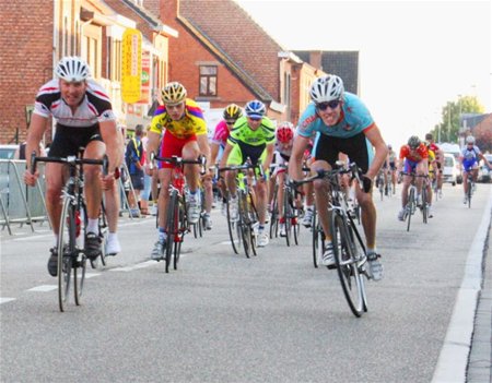 Peter Hoydonckx snelste van kopgroep