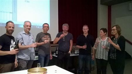 Plus Mien wint quiz voor Vredeseilanden