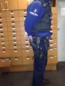 Politie probeert beenholsters