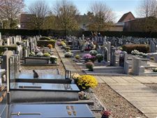 PWA poetst ook dit jaar grafstenen op aanvraag