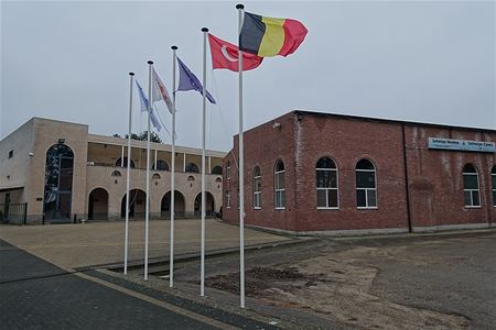 Rechts protest om schoolreis naar Heusden-Zolder
