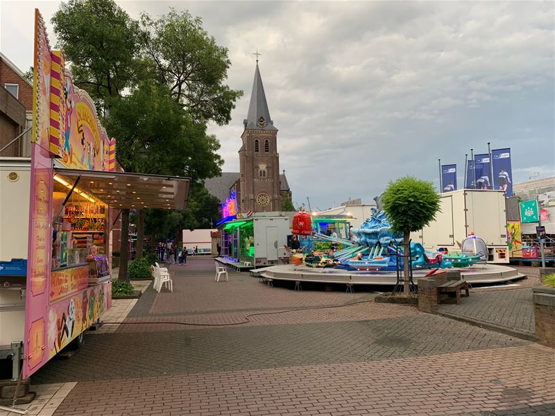 Regen vergalt de kermispret