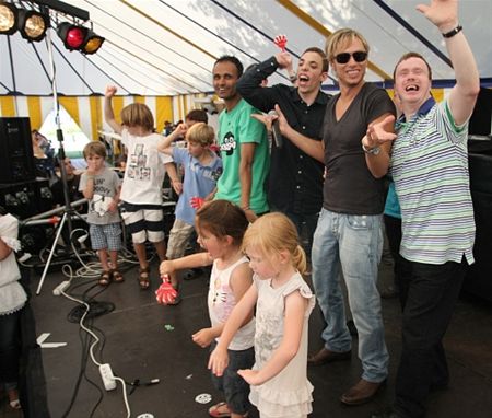 Regi imponeert, Paco charmeert