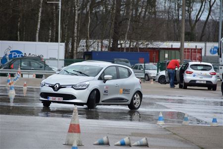 Rijvaardigheidscursus opengetrokken tot 25 jaar