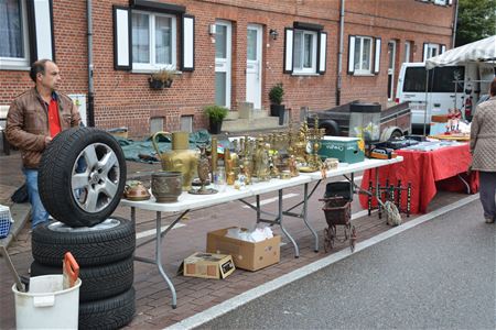 Rommelmarkt neemt voorzichtige start