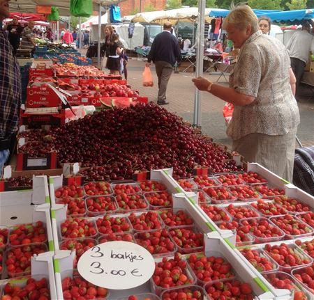 Rustige multiculturele markt