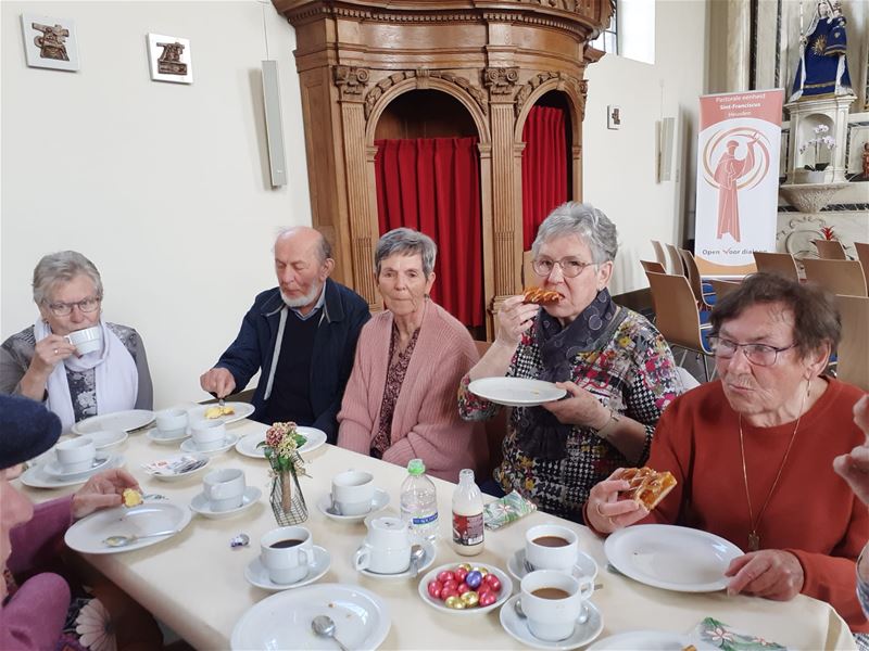 Samana kwam samen in kerk van Eversel