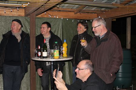 Satirische poppen op jubileum nieuwjaarsborrel