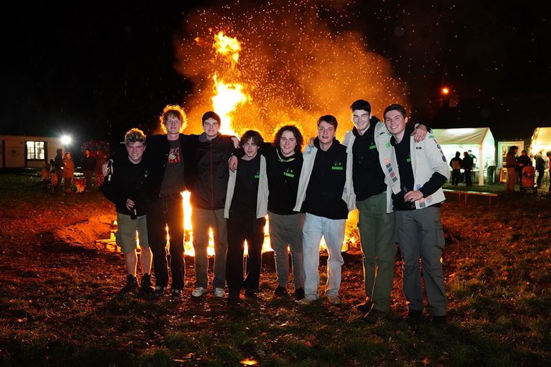 Scouts en Gidsen hielden kerstboomverbranding