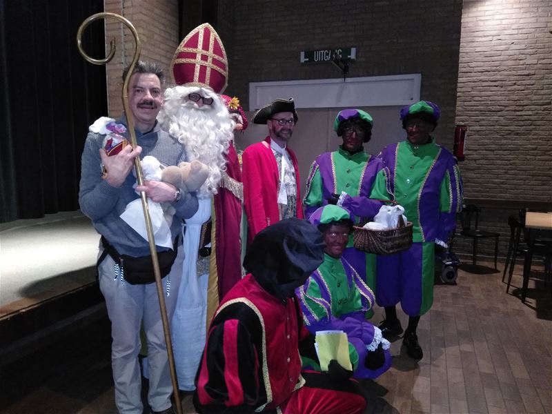 Sint op bezoek bij KWB en Variant