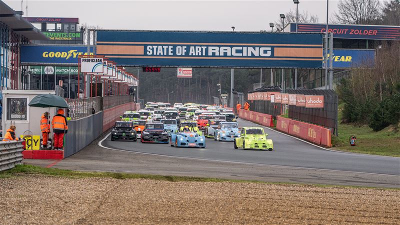 Spektakelrace van 2 pk's en C1's