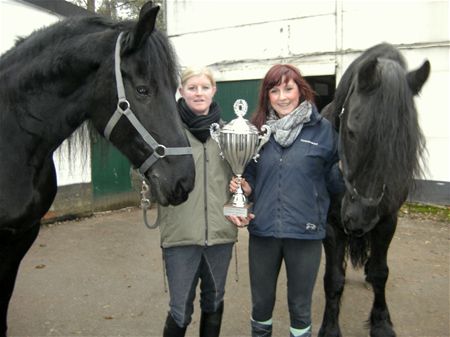 Stefanie en Diane winnen herfstrally