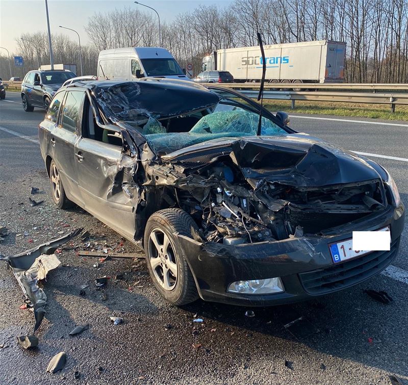 Stevige crash op autosnelweg