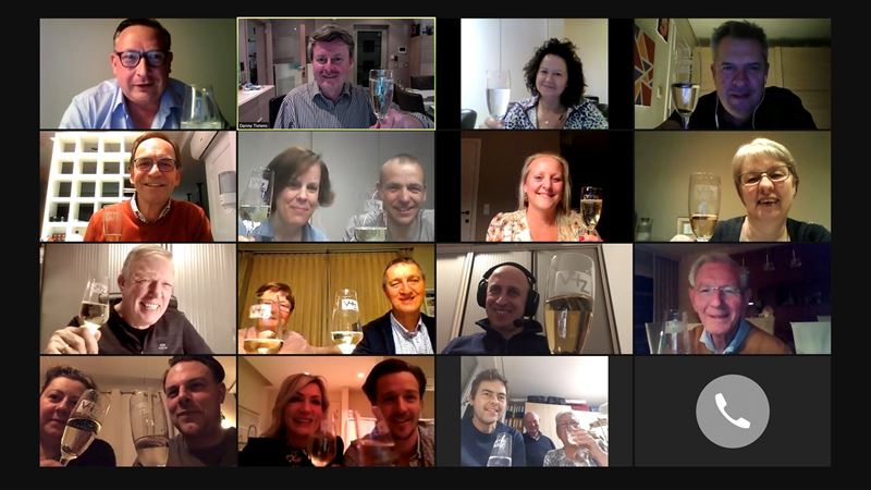 Stoelendans en veilige lentedrink bij de VHZ