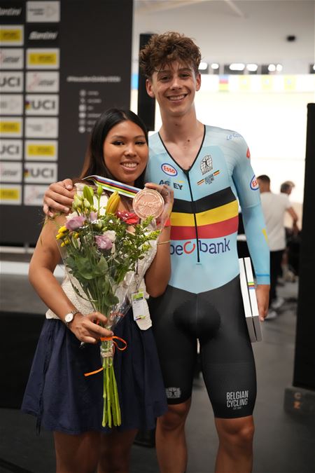 Sune De Valck wint brons in omnium