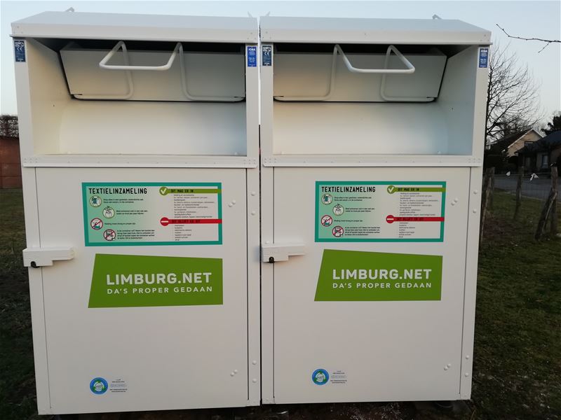 Textielcontainers worden allemaal wit met logo