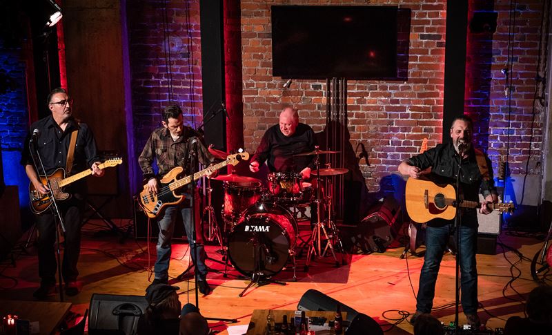 The Catsmokes zorgen voor muzikaal zijsprongetje