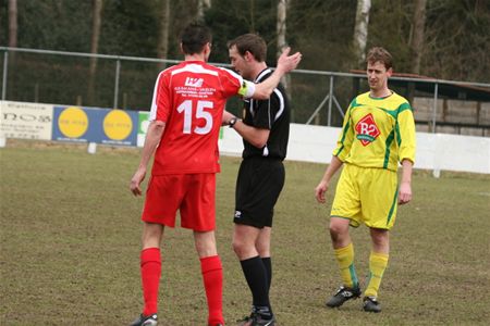 Tikken of klappen? Rekening is voor Bolderberg