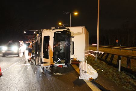 Trucker zwaargewond bij ongeval