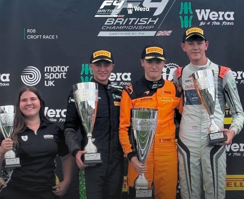 Twee keer winst voor Dries Van Langendonck in F4
