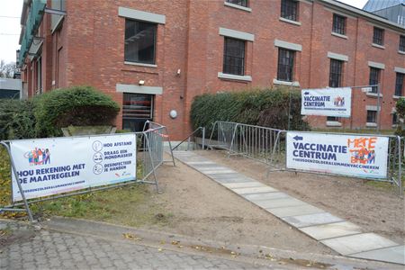 Vaccinatiecentrum naar kleinere locatie