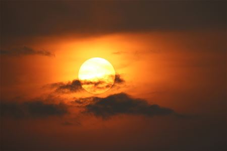 Vaktijdschrift publiceert zonsondergang van Marcel