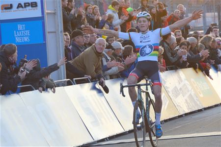 Van der Poel bekroont Oranjedominantie