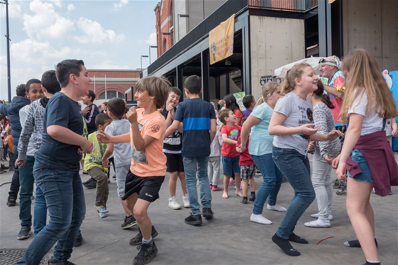 Veel kinderen genieten van Gouden Kinderfeest