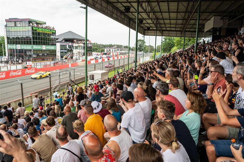 Veel volk op topdag van Supercar Madness